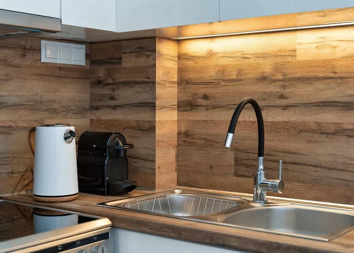 דירה ιζαμπω Ii